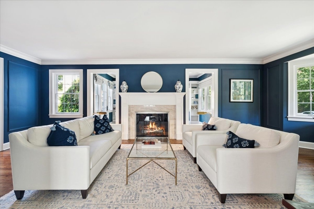 1094 Pine Street - Photo 2