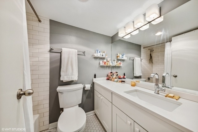 2400 N Lakeview Avenue - Photo 10