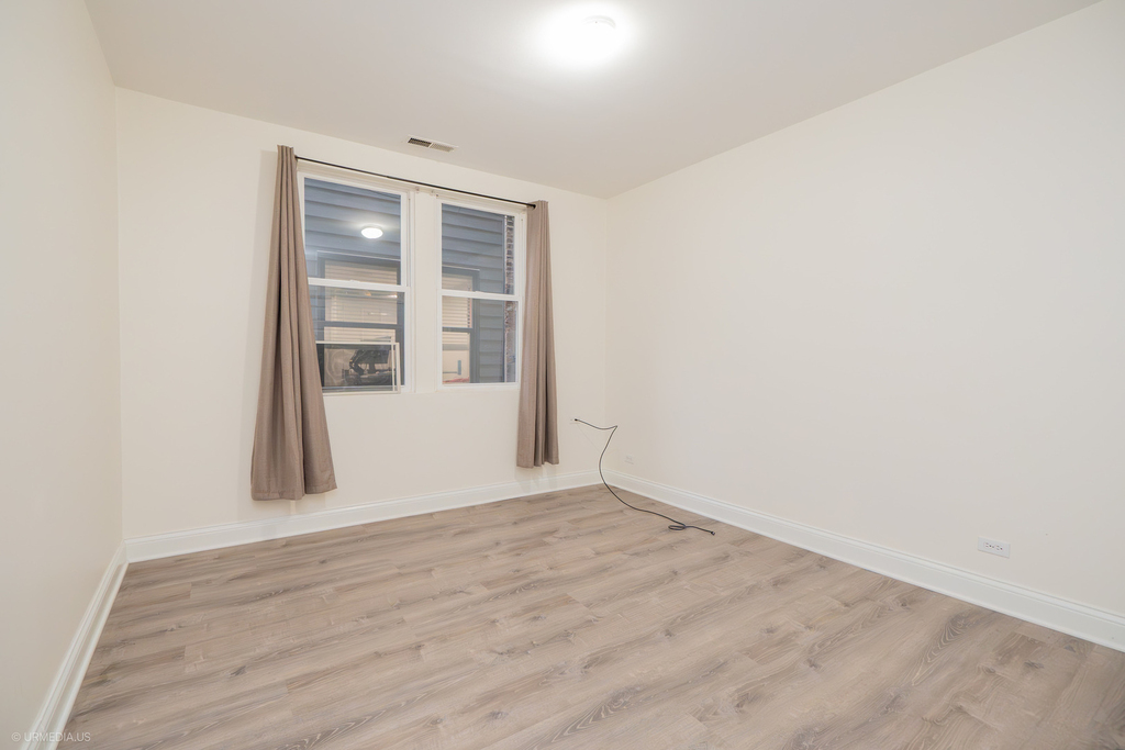822 S Bishop Street - Photo 4
