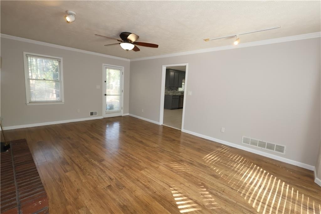 185 White Pines Drive - Photo 6