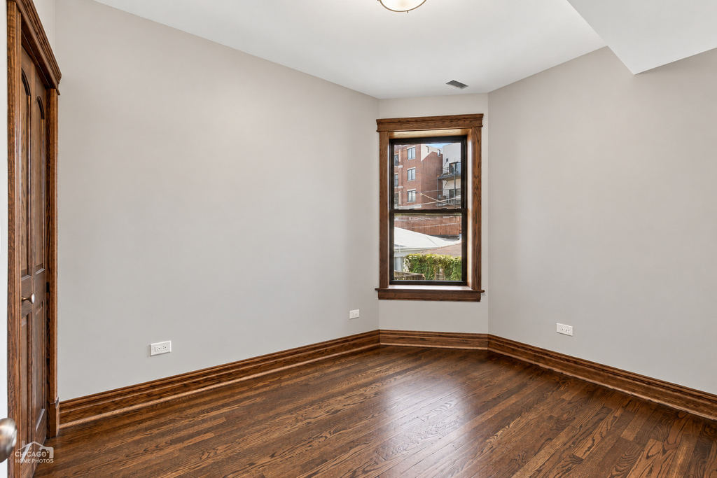 5847 N Magnolia Avenue - Photo 12