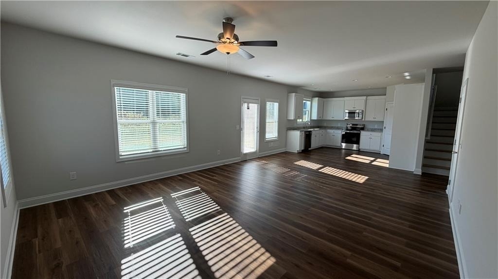 204 Strawberry Lane - Photo 8