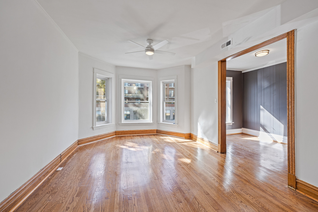 3122 W Fullerton Street - Photo 1