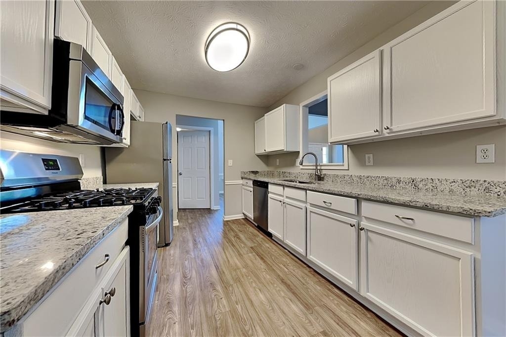 4332 Beaverton Circle - Photo 5