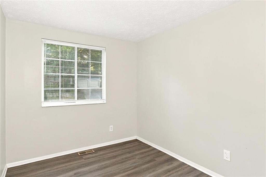 5131 Rockborough Trail - Photo 4