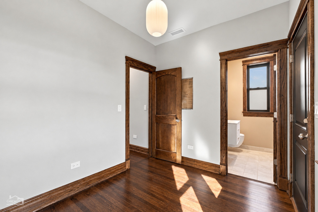 5847 N Magnolia Avenue - Photo 10