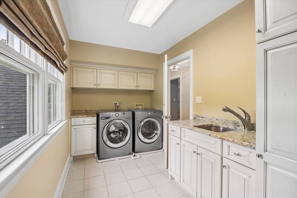 360 N Oak Street - Photo 19