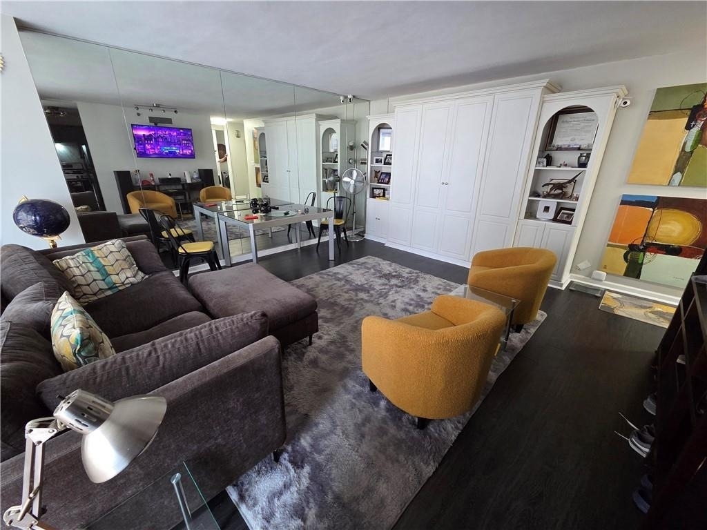 620 Peachtree Street Ne - Photo 2