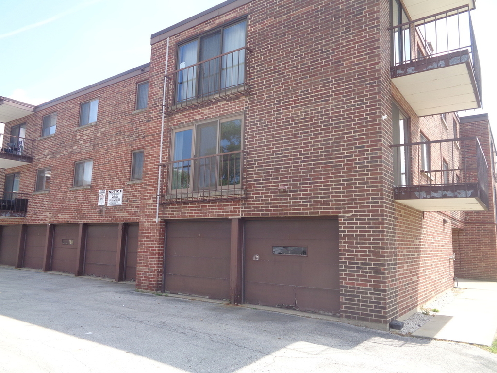 10221 Central Avenue - Photo 0