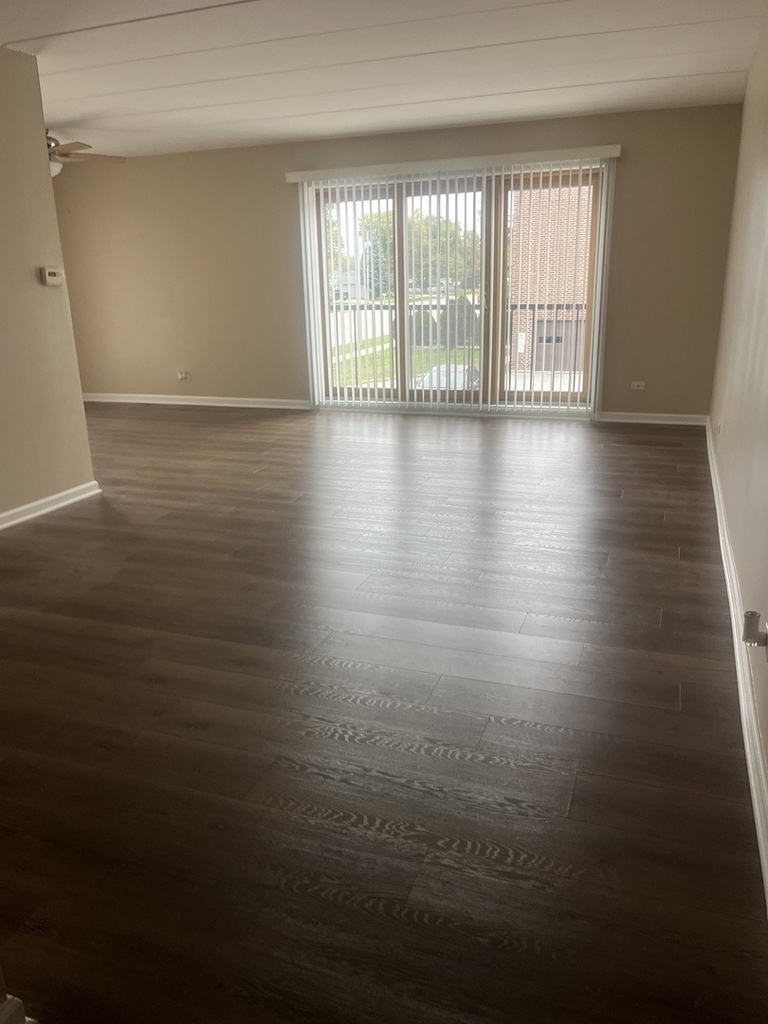10221 Central Avenue - Photo 2