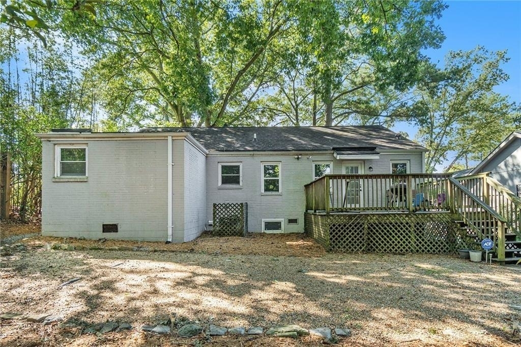 526 Rock Springs Road Ne - Photo 2