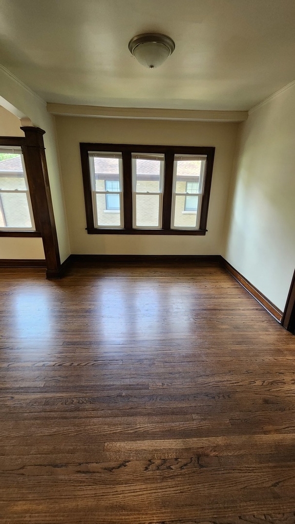 659 S Greenwood Avenue - Photo 2