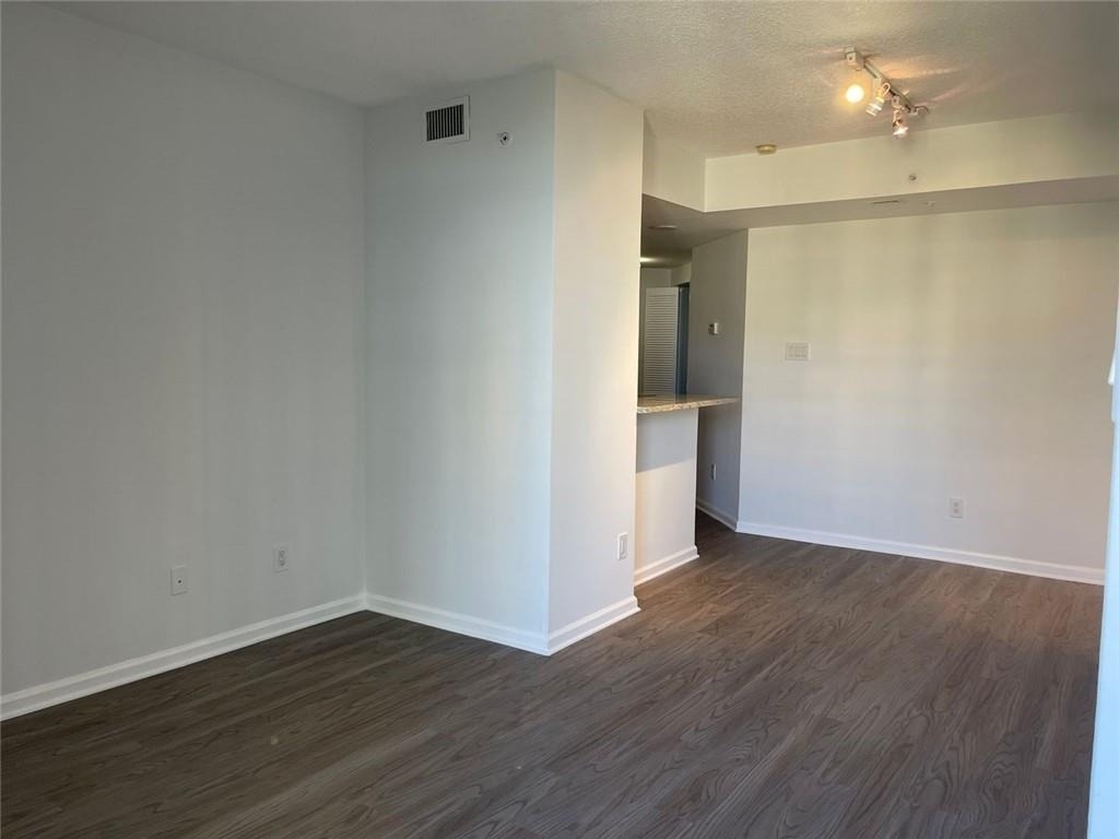 199 14th Street Ne - Photo 4