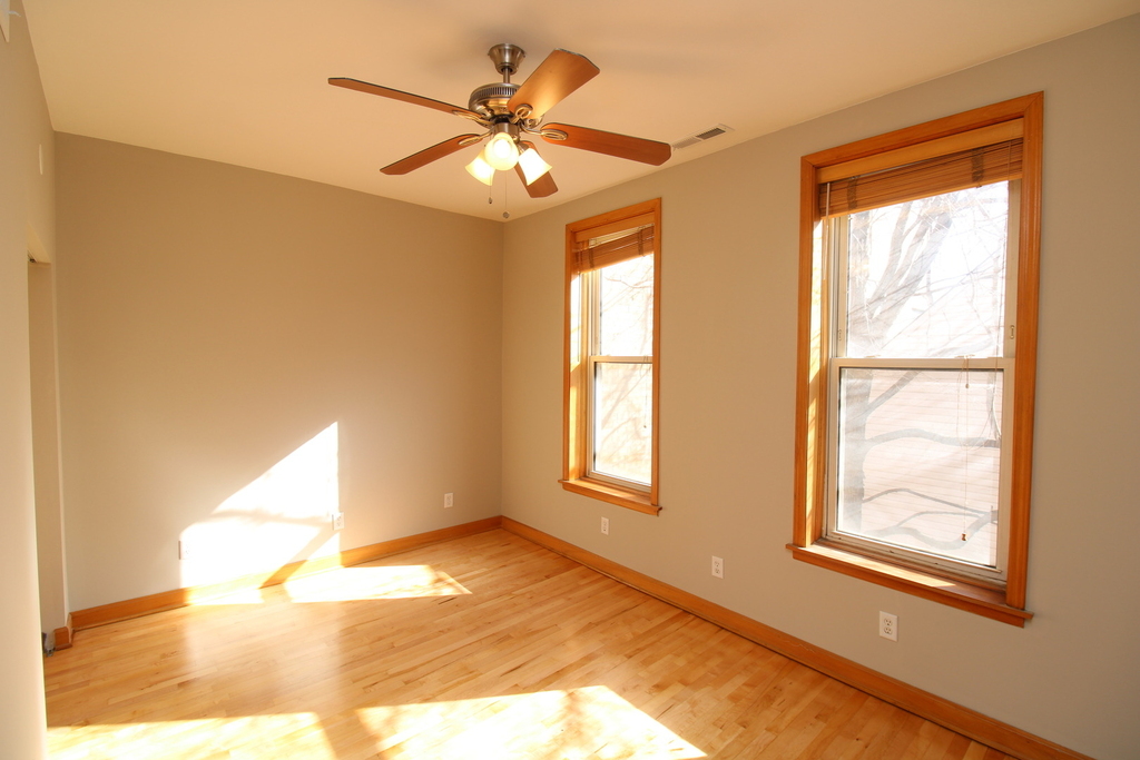 1852 W Thomas Street - Photo 3