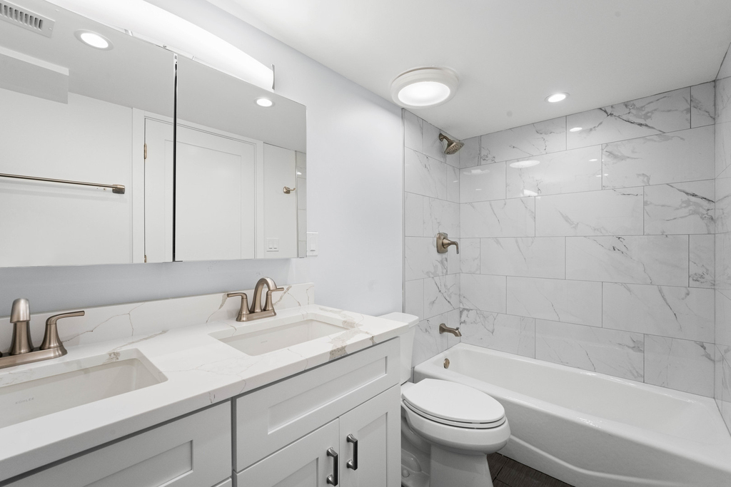 2737 W Lunt Avenue - Photo 10