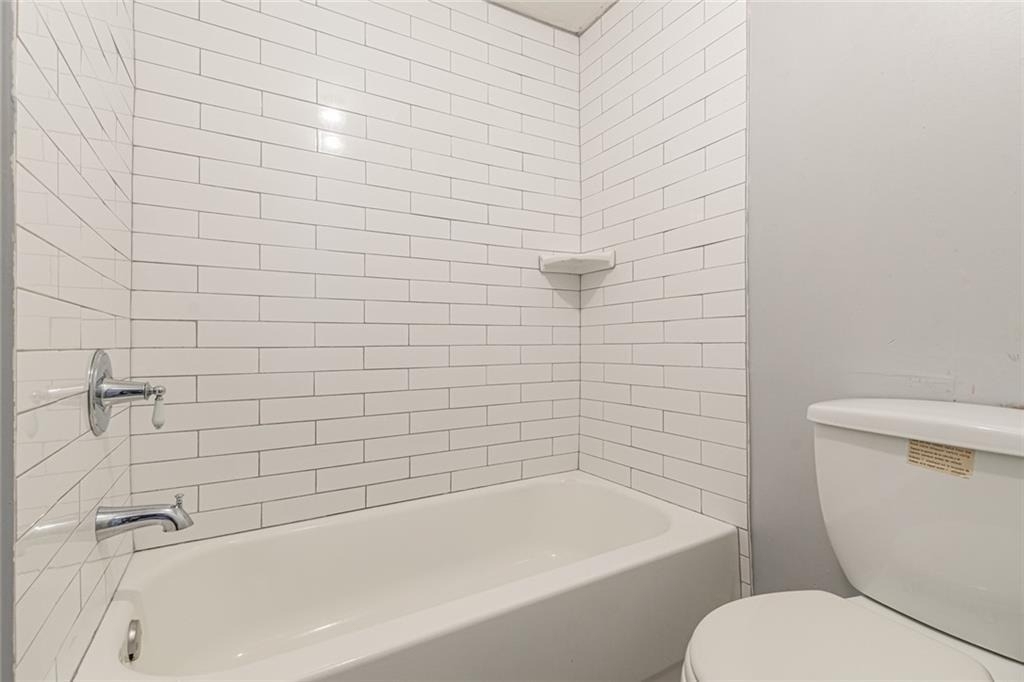 1392 Wadley Avenue - Photo 35