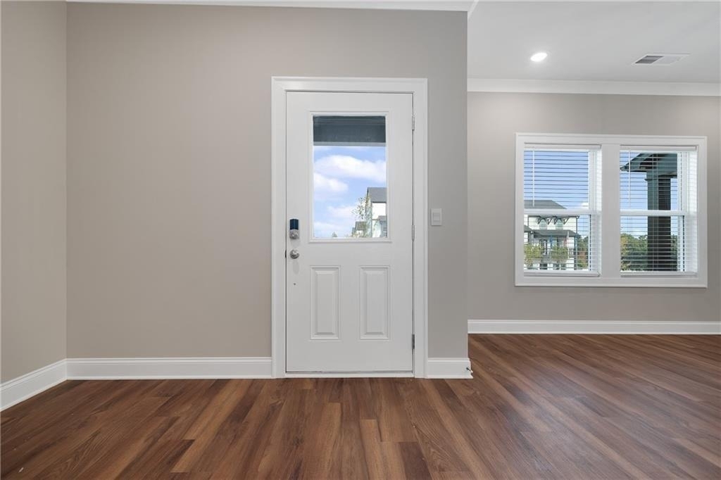 126 Reagan Street - Photo 3