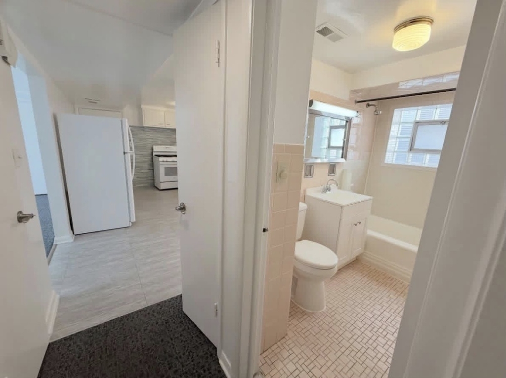 6518 N Richmond Street - Photo 6