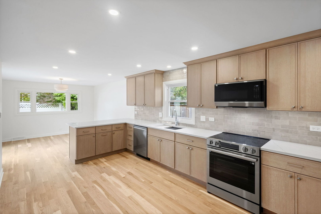 624 S Madison Avenue - Photo 6