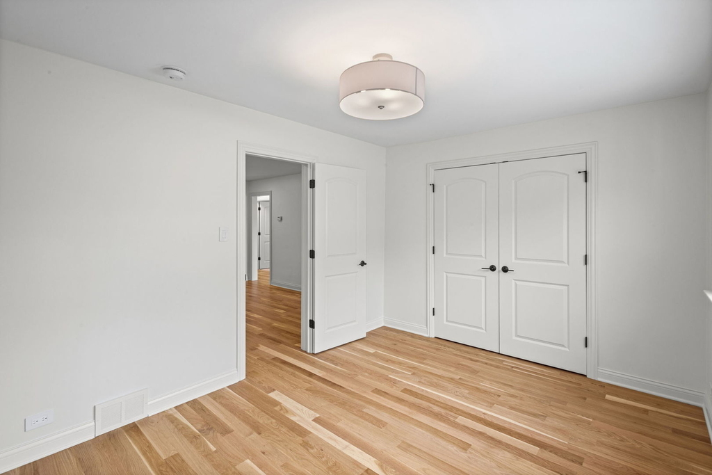 624 S Madison Avenue - Photo 11