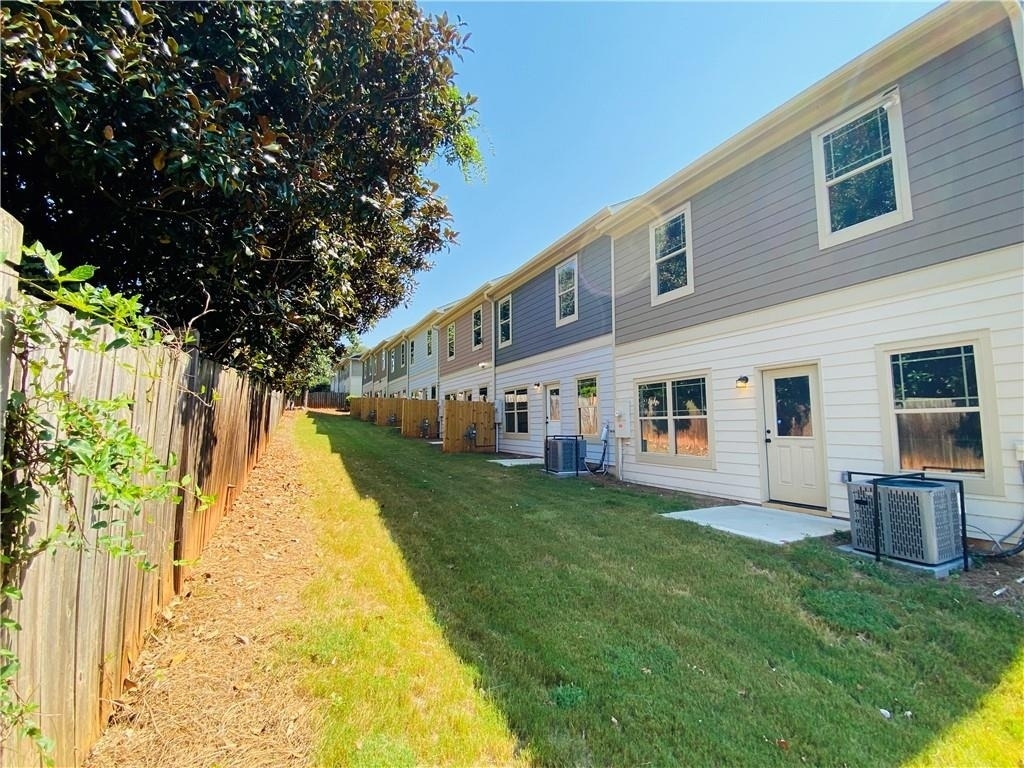 1101 North Village Drive - Photo 27