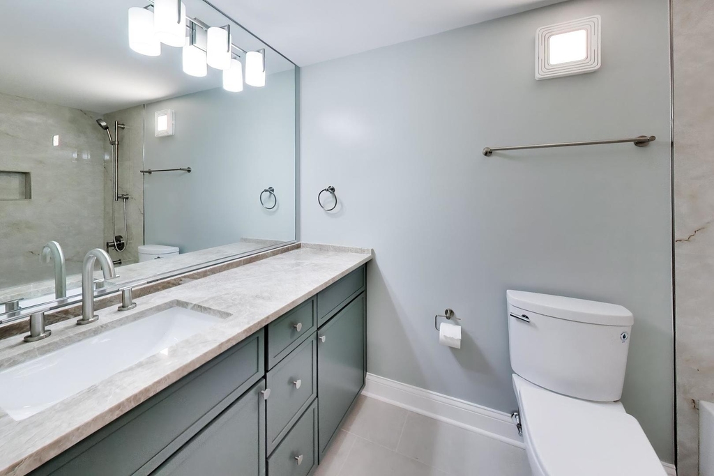 939 W Madison Street - Photo 15