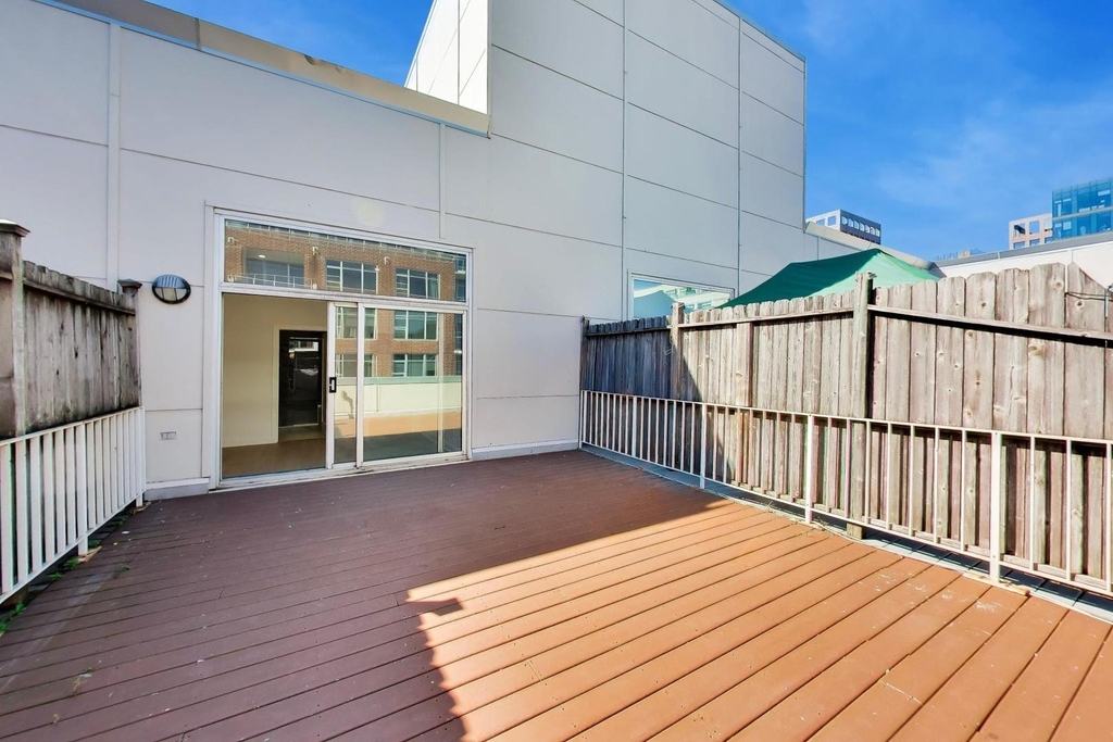 939 W Madison Street - Photo 31