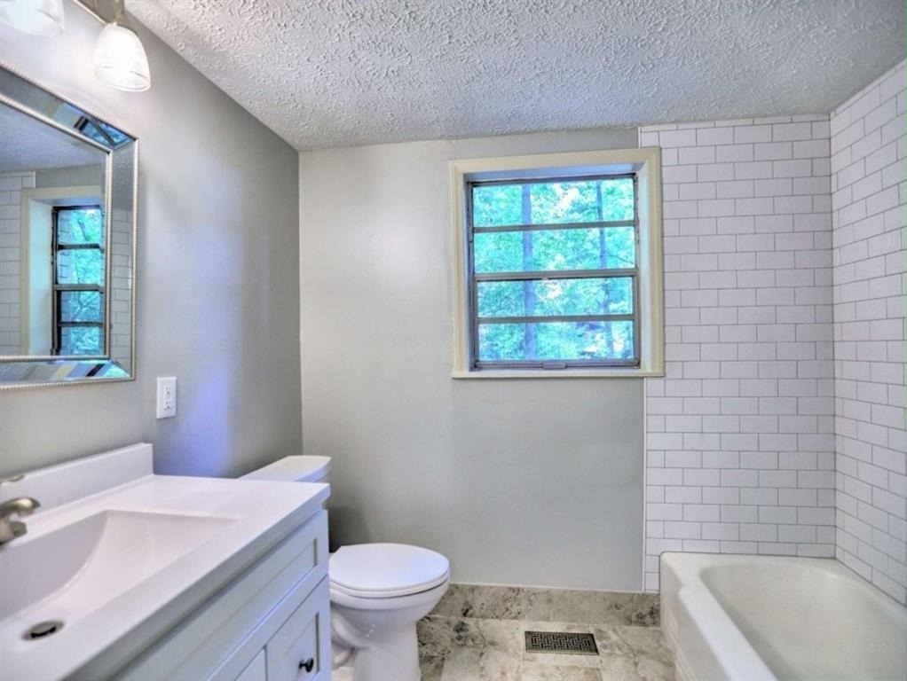 5465 Honeysuckle Trail - Photo 17