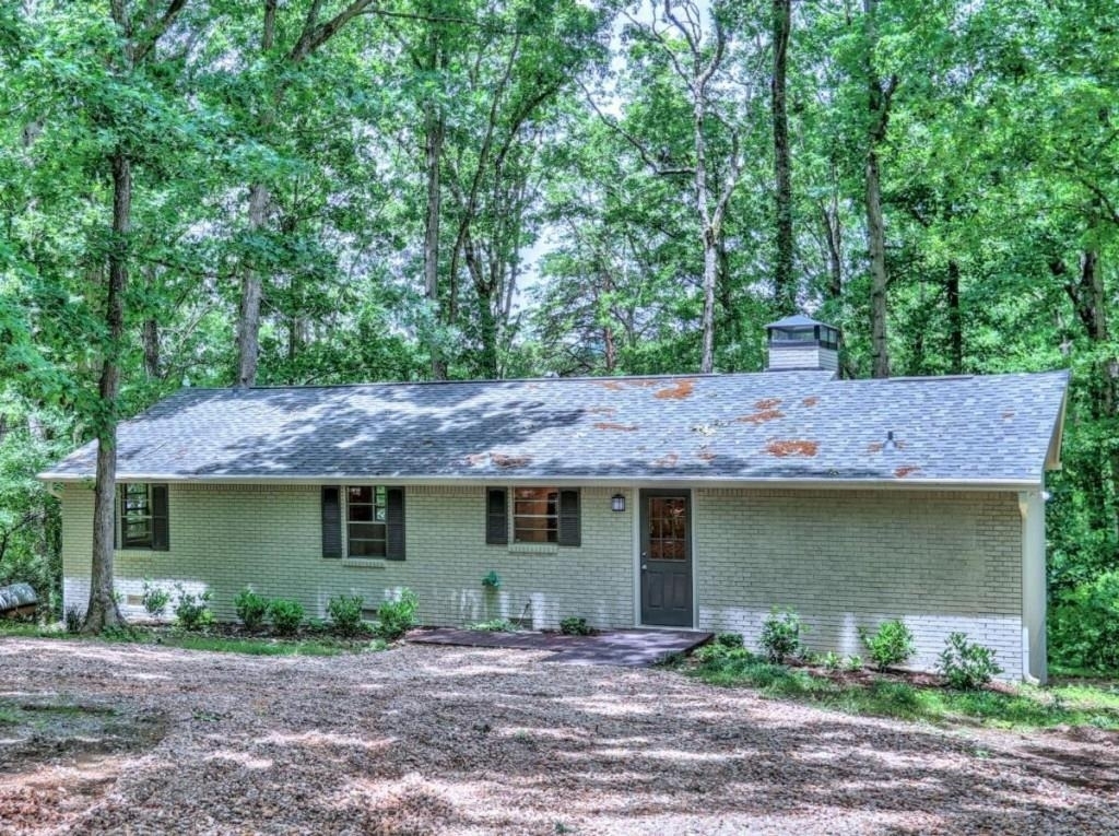 5465 Honeysuckle Trail - Photo 1