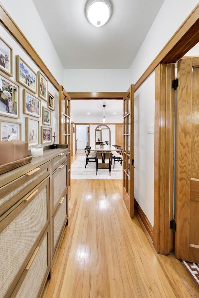 6217 W Grace Street - Photo 1