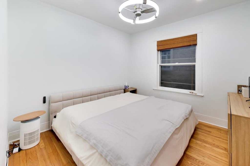6217 W Grace Street - Photo 12