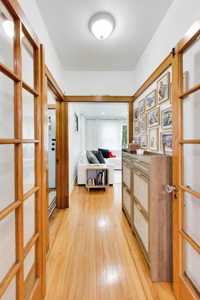 6217 W Grace Street - Photo 2