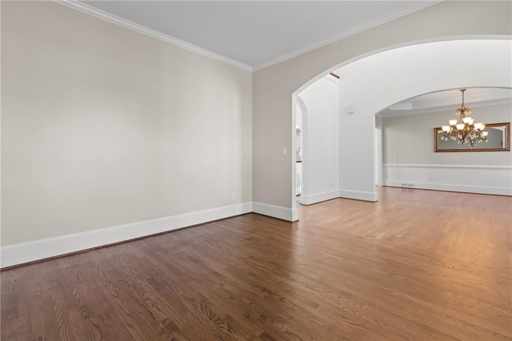 1231 Ellington Court - Photo 8