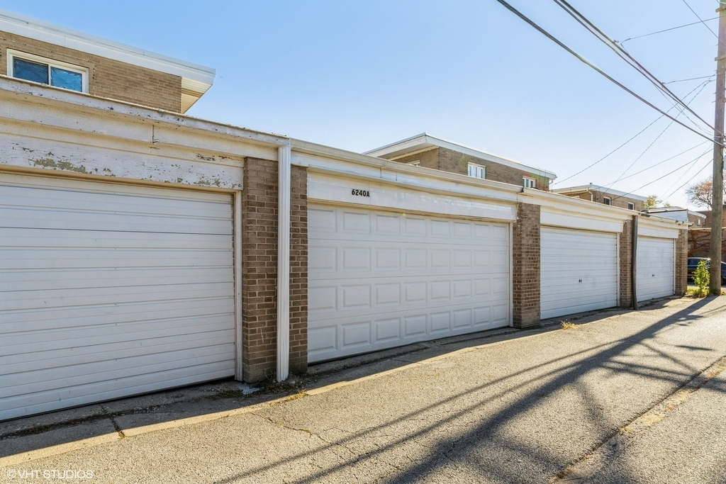 6240 N Cicero Avenue - Photo 13