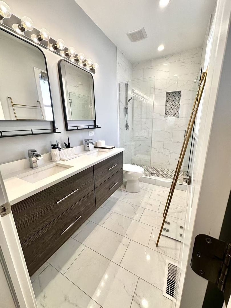 2839 N Rutherford Avenue - Photo 16