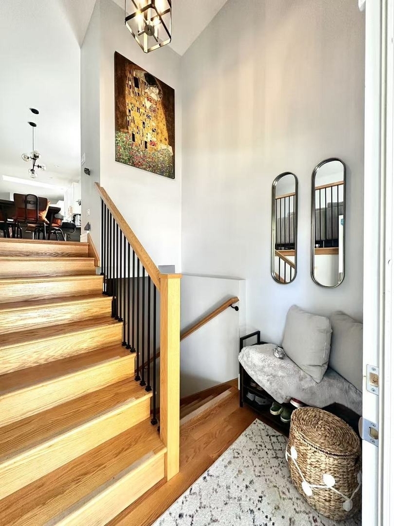 2839 N Rutherford Avenue - Photo 1