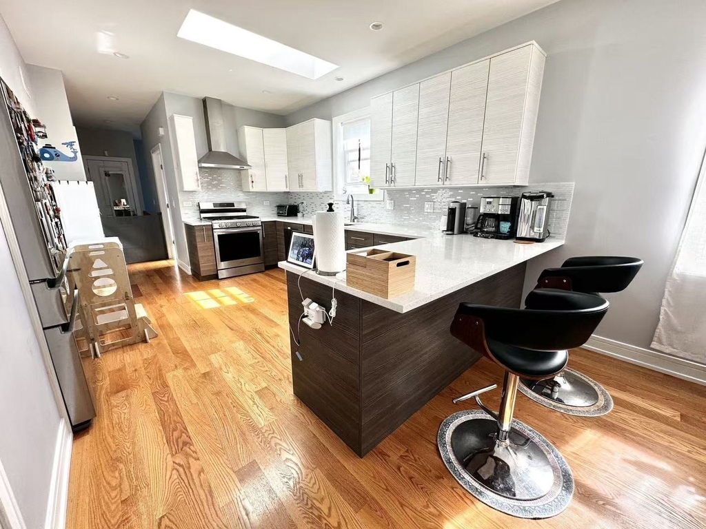 2839 N Rutherford Avenue - Photo 7