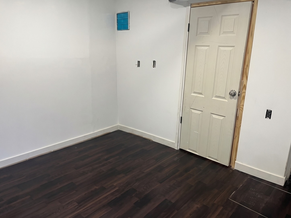 2345 W 24th Street - Photo 4