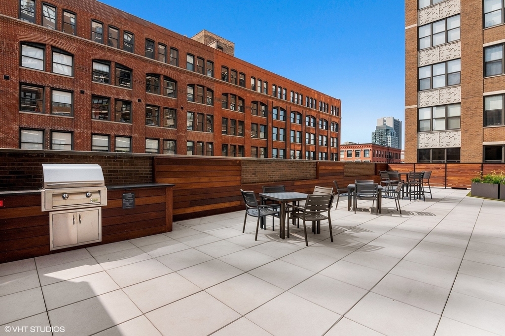 849 N Franklin Street - Photo 18