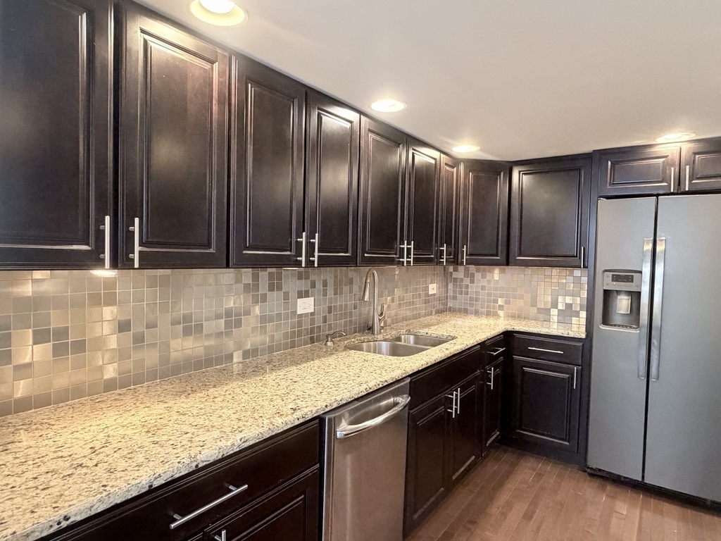 40 E Cedar Street - Photo 8