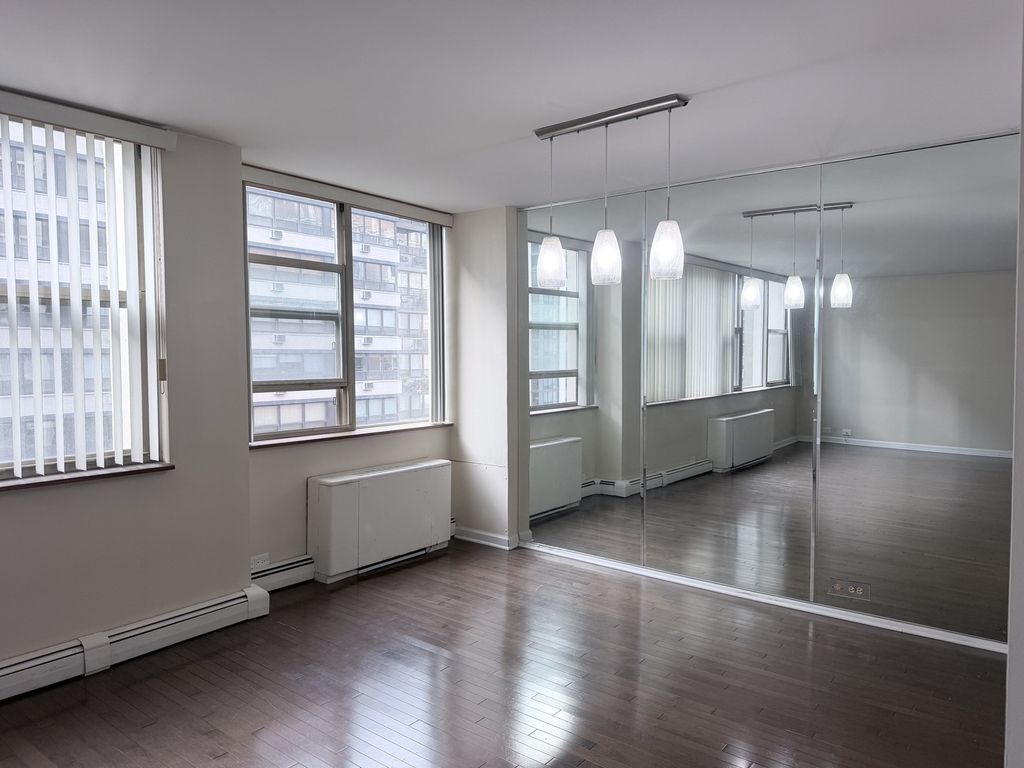 40 E Cedar Street - Photo 6