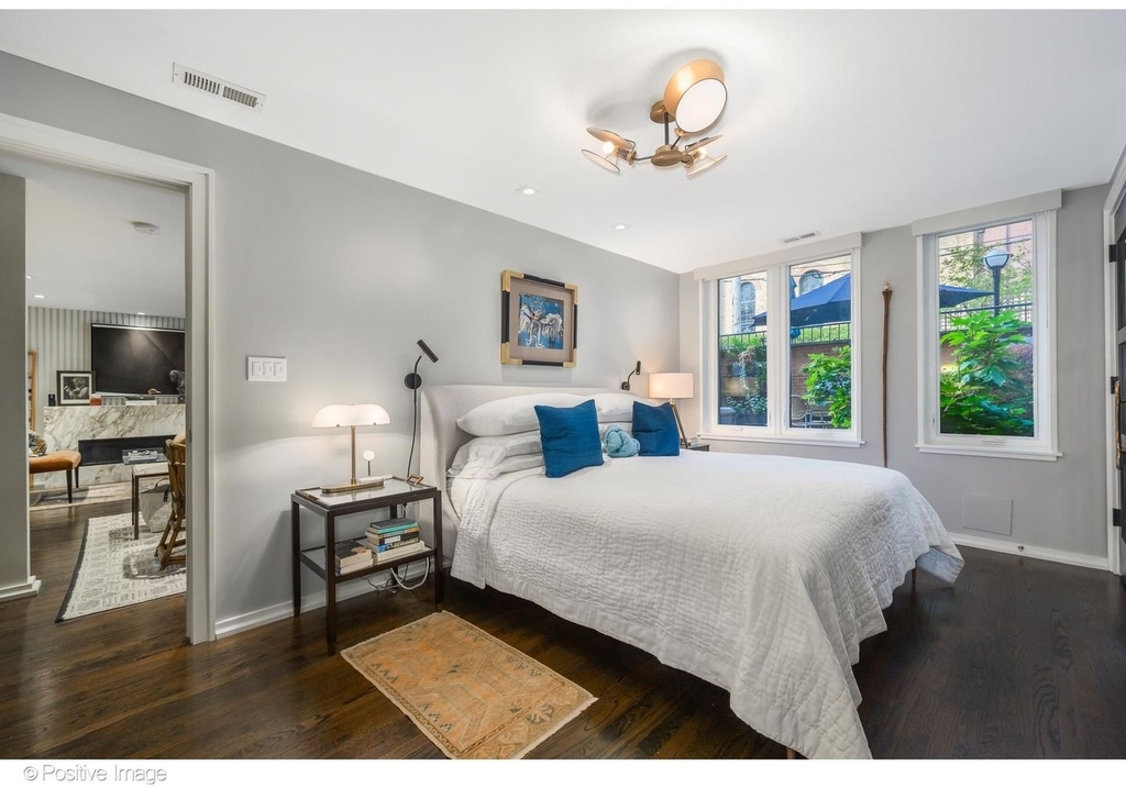 1660 N Hudson Avenue - Photo 17