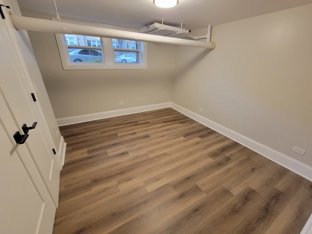 6422 N Richmond Street - Photo 9