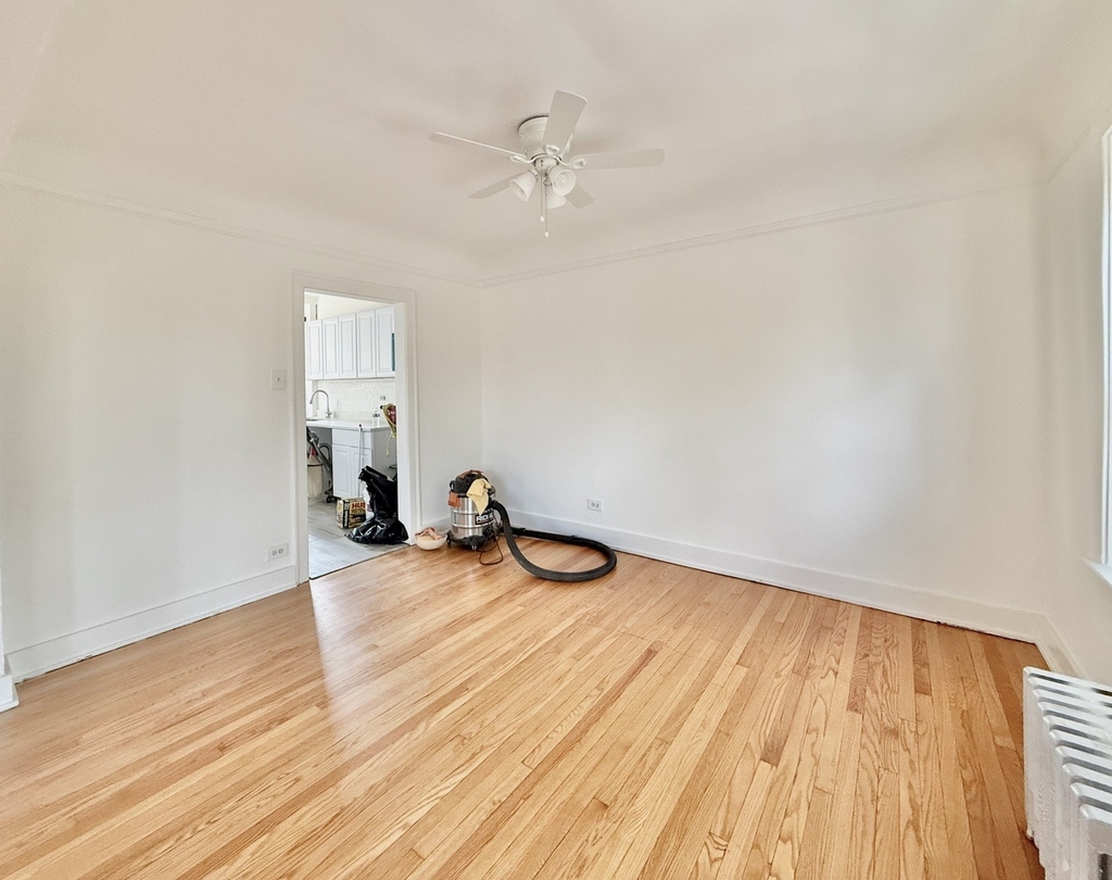 2809 W Lunt Avenue - Photo 6