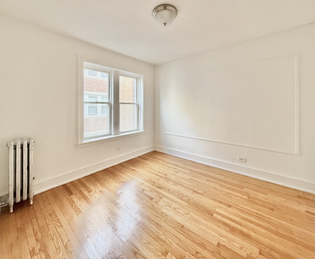 2809 W Lunt Avenue - Photo 17