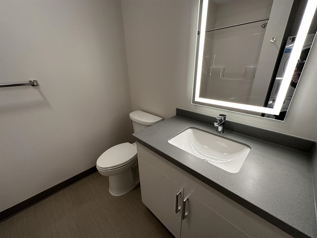 409 Elm - Photo 2