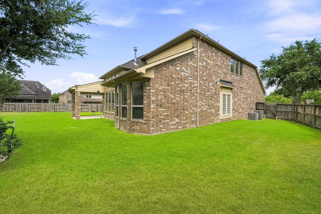 27730 Dalton Bluff Court - Photo 18