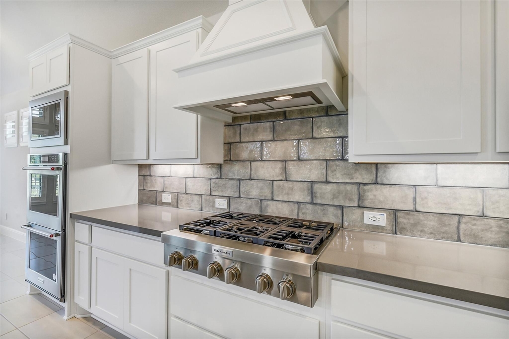 10106 Lehman Drive - Photo 14