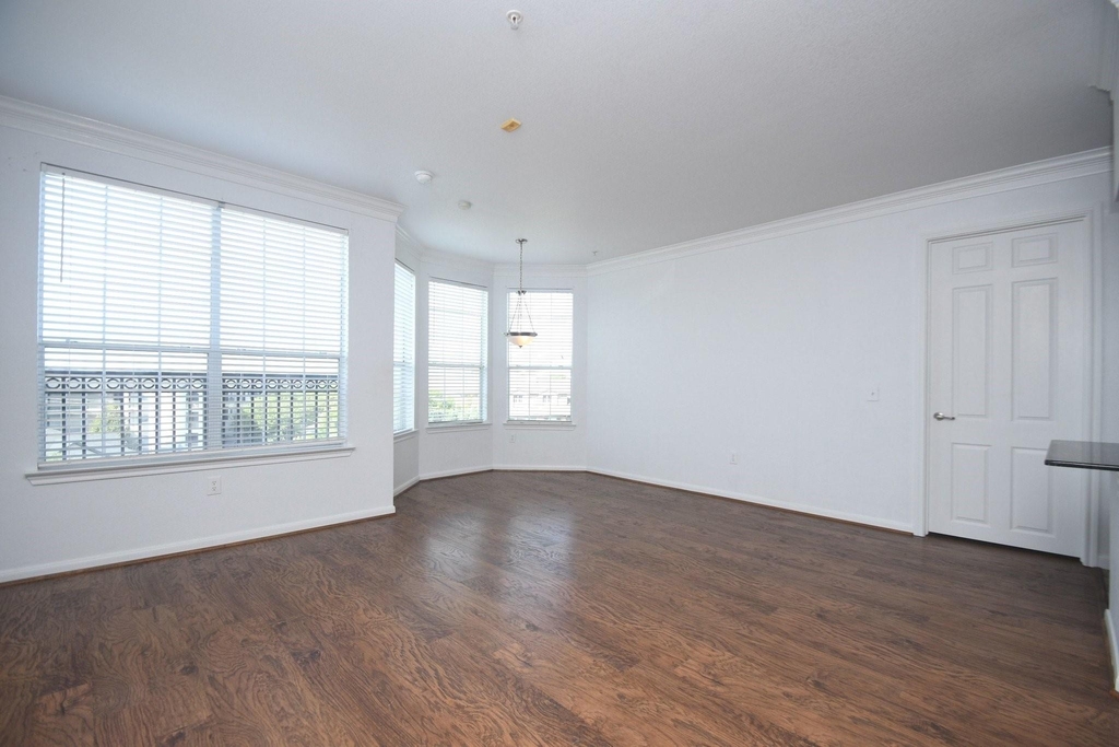 7575 Kirby Drive - Photo 26