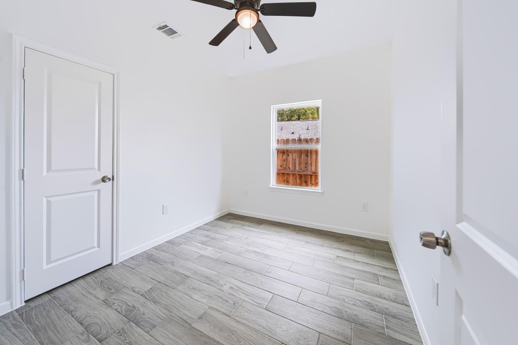 16686 E Lynbrook - Photo 7